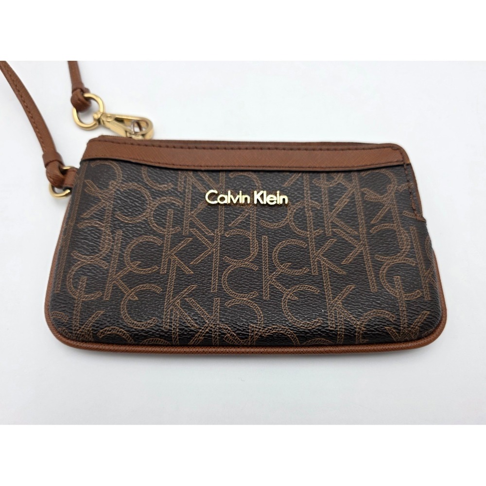 Calvin Klein Change Purse Logo Small Leather 7‎ inches
